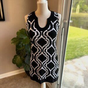 White House Black Market Sleeveless Geometric Short Dress‎ Black White XS. EUC